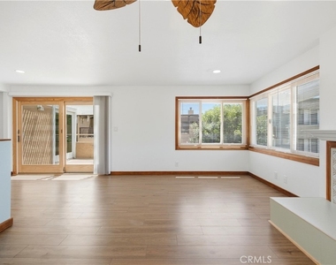 2744 E 20th Street - Photo Thumbnail 19