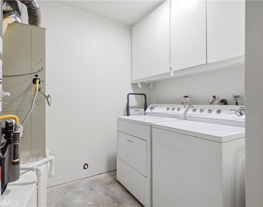 2744 E 20th Street - Photo Thumbnail 14