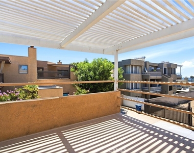2744 E 20th Street - Photo Thumbnail 36