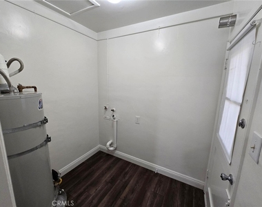 260 W 18th Street - Photo Thumbnail 15
