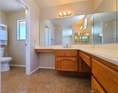 11768 Avalon - Photo Thumbnail 13