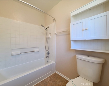 11768 Avalon - Photo Thumbnail 14
