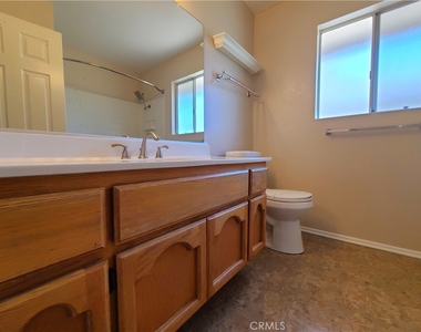 11768 Avalon - Photo Thumbnail 10