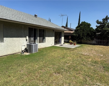 1677 Rosena Avenue - Photo Thumbnail 12