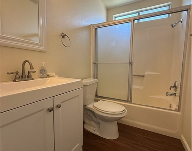 1677 Rosena Avenue - Photo Thumbnail 11