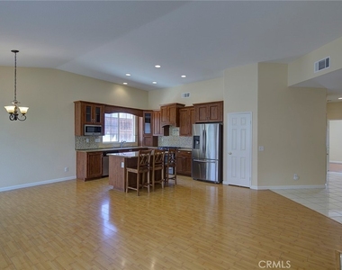 27166 Lasso Way - Photo Thumbnail 11