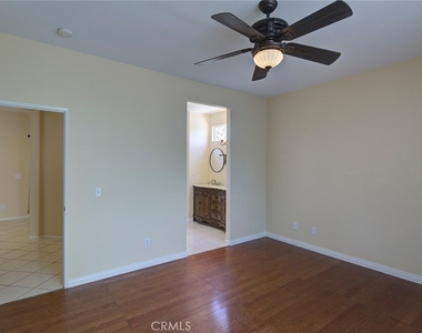 27166 Lasso Way - Photo Thumbnail 17