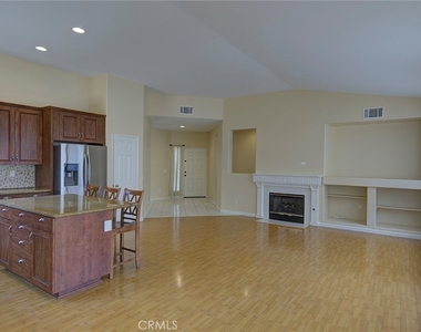 27166 Lasso Way - Photo Thumbnail 12