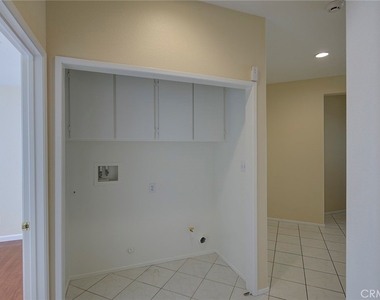 27166 Lasso Way - Photo Thumbnail 15
