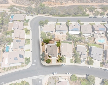 27166 Lasso Way - Photo Thumbnail 4