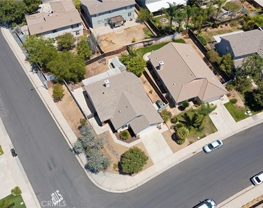 27166 Lasso Way - Photo Thumbnail 2
