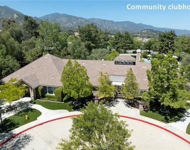 27166 Lasso Way - Photo Thumbnail 24