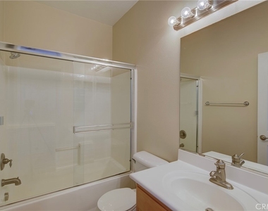 32018 Merano Street - Photo Thumbnail 19