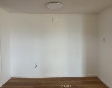 34929 Cedar Road - Photo Thumbnail 10