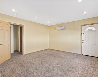 113 N 1st Street - Photo Thumbnail 4