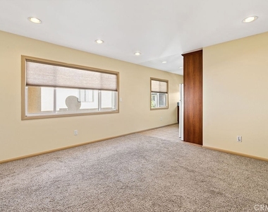 113 N 1st Street - Photo Thumbnail 3