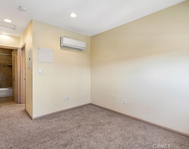 113 N 1st Street - Photo Thumbnail 9