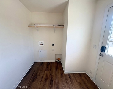 15356 Merrill - Photo Thumbnail 5