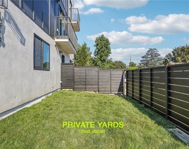 10719 Addison Street - Photo Thumbnail 7