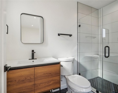 10719 Addison Street - Photo Thumbnail 48