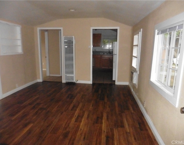 355 Auburn - Photo Thumbnail 2