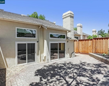 1539 Trimingham Dr - Photo Thumbnail 33