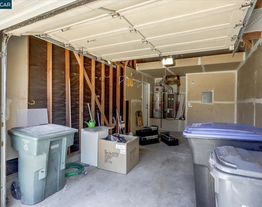 1539 Trimingham Dr - Photo Thumbnail 30