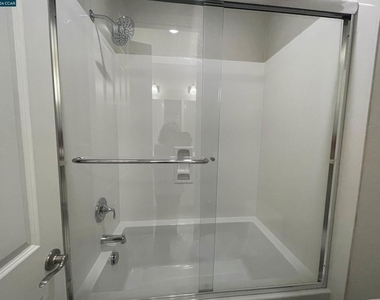 777 Country Club Dr - Photo Thumbnail 20