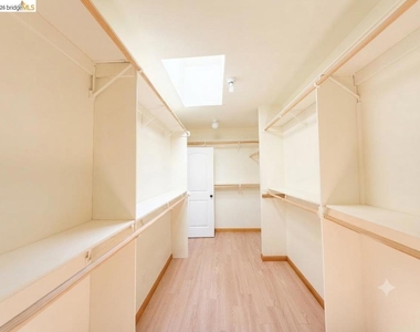 1000 Froyd Rd - Photo Thumbnail 44