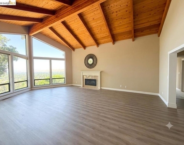 1000 Froyd Rd - Photo Thumbnail 25