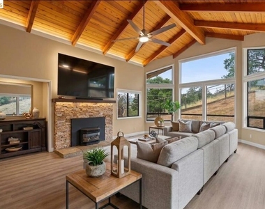 1000 Froyd Rd - Photo Thumbnail 48