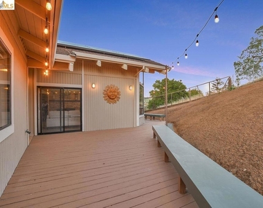 1000 Froyd Rd - Photo Thumbnail 18