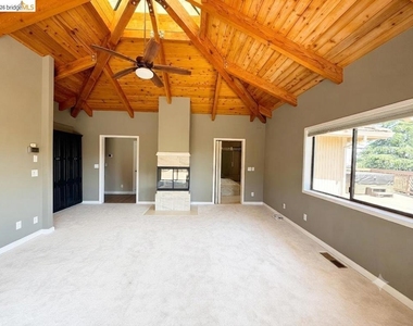 1000 Froyd Rd - Photo Thumbnail 39
