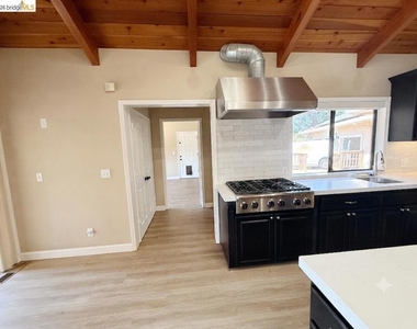 1000 Froyd Rd - Photo Thumbnail 55