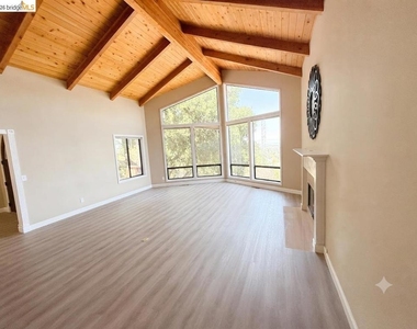 1000 Froyd Rd - Photo Thumbnail 26