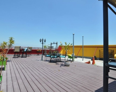 315 E 8th Street - Photo Thumbnail 22