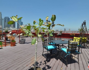 315 E 8th Street - Photo Thumbnail 21