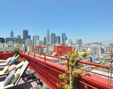 315 E 8th Street - Photo Thumbnail 24
