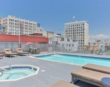 315 E 8th Street - Photo Thumbnail 27