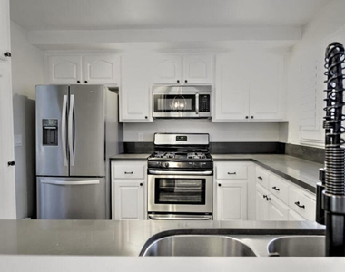 3119 Genoa Court - Photo Thumbnail 11