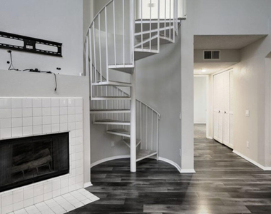 3119 Genoa Court - Photo Thumbnail 5