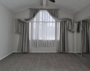 3119 Genoa Court - Photo Thumbnail 34