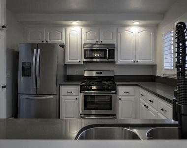3119 Genoa Court - Photo Thumbnail 9