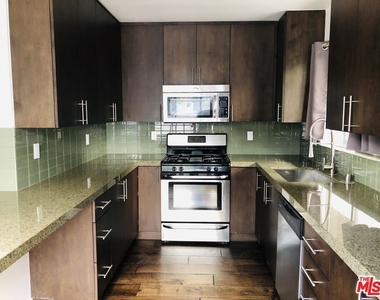 6207 Banner Avenue - Photo Thumbnail 4