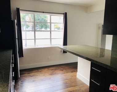 6207 Banner Avenue - Photo Thumbnail 5