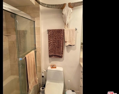 4267 Marina City - Photo Thumbnail 16