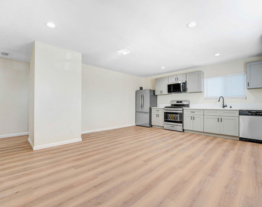 845 N Hagar Street - Photo Thumbnail 1