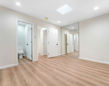 845 N Hagar Street - Photo Thumbnail 8