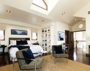 2131 Kew Drive - Photo Thumbnail 19