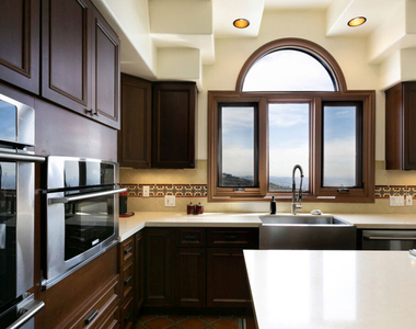2131 Kew Drive - Photo Thumbnail 9